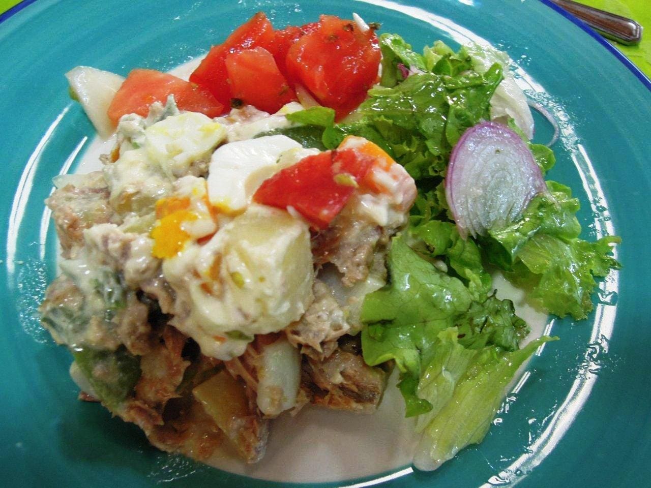 Salada russa com atum