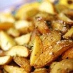 Batatas fritas com casca, com oregãos