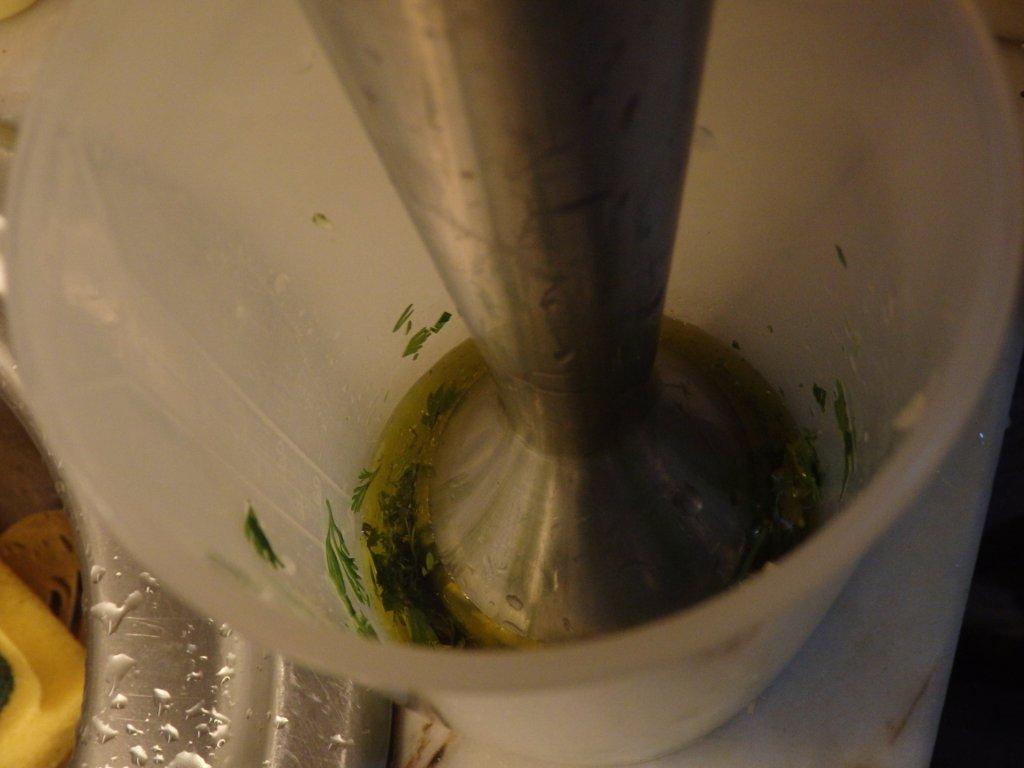 Molho verde com sal grosso