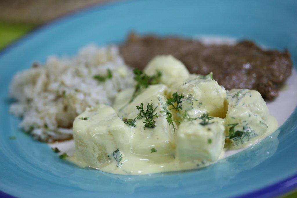 Salada de batata com Molho Alioli com mostarda