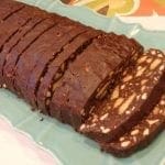 Salame de chocolate com caju