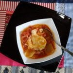 Sopa de tomate com batata