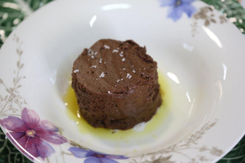 Mousse de Chocolate Temperada com Azeite e Sal