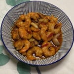 Camarões fritos à guilho