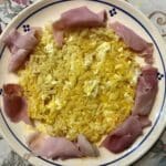 Ovos rotos com arroz e fiambre